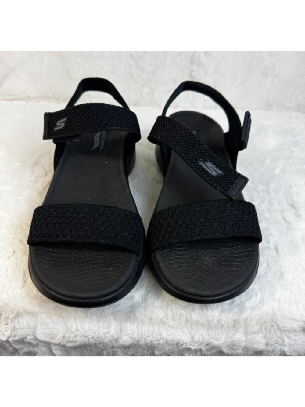 Skechers Women's GO WALK Arch Fit 2.0 - Annie Athletic Sandal Adjustable Straps - Picture 8 of 9